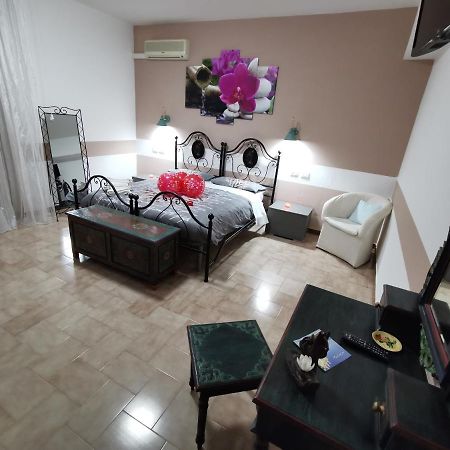 Eredita Bed & Breakfast Villa Flora المظهر الخارجي الصورة